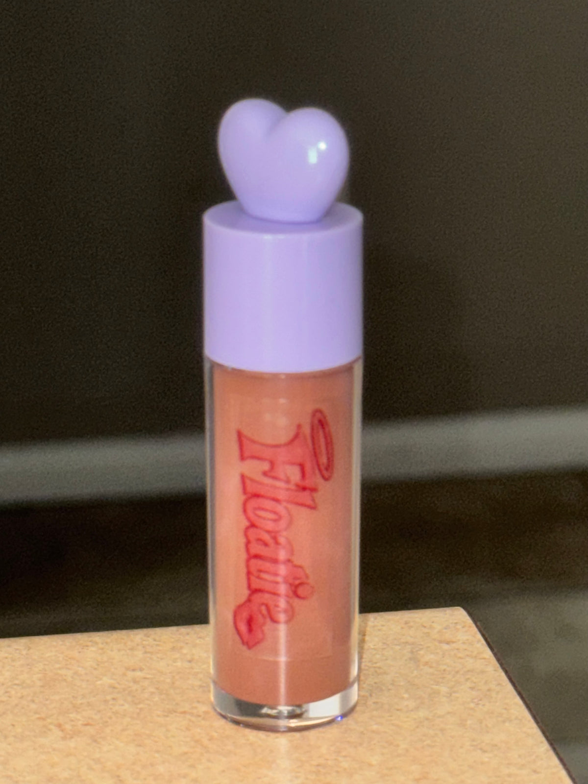 Floatie lipgloss
