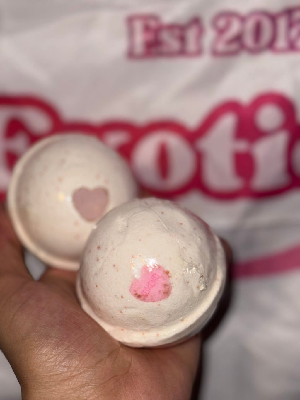 Keynyata Love 💕 BathBomb